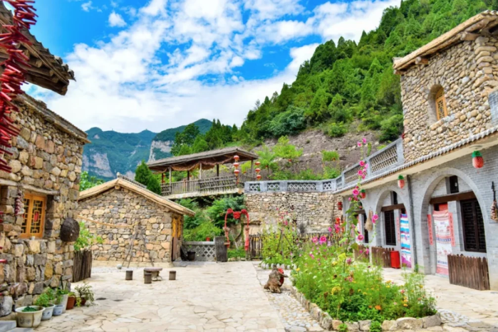 塔爾坡古村